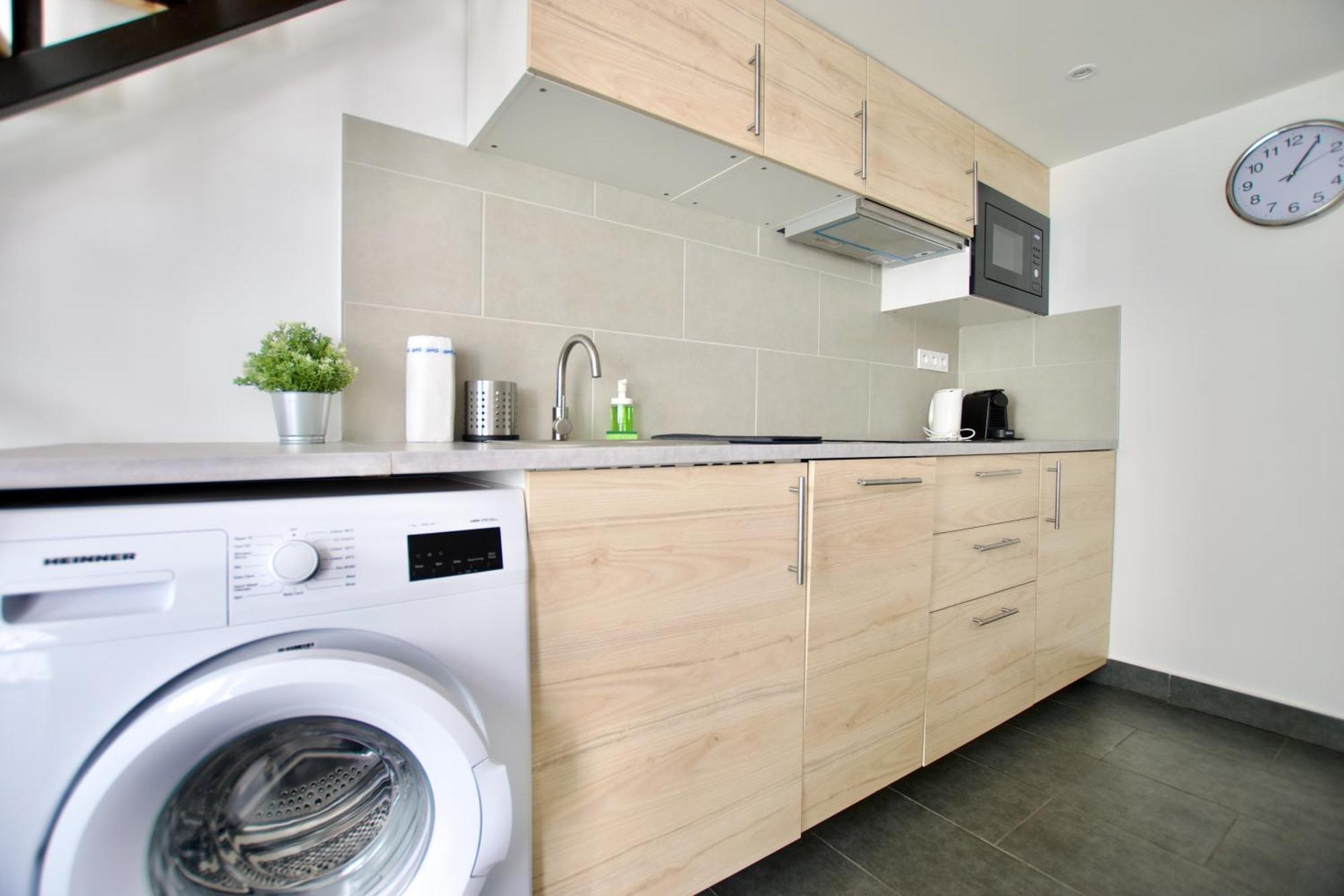 Studio Apartments By Hi5- Cozy Studio Budapeste Exterior foto
